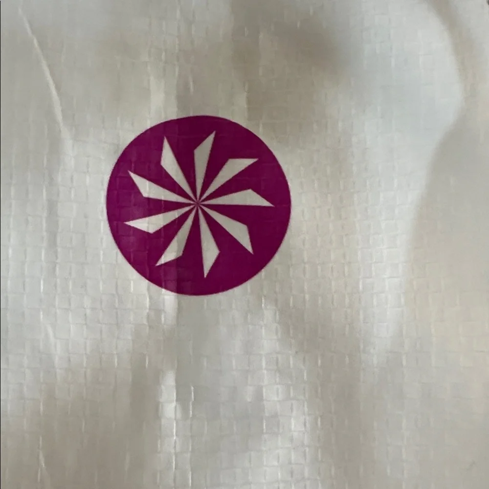 ATHLETA WHITE SHOPPER BAG
